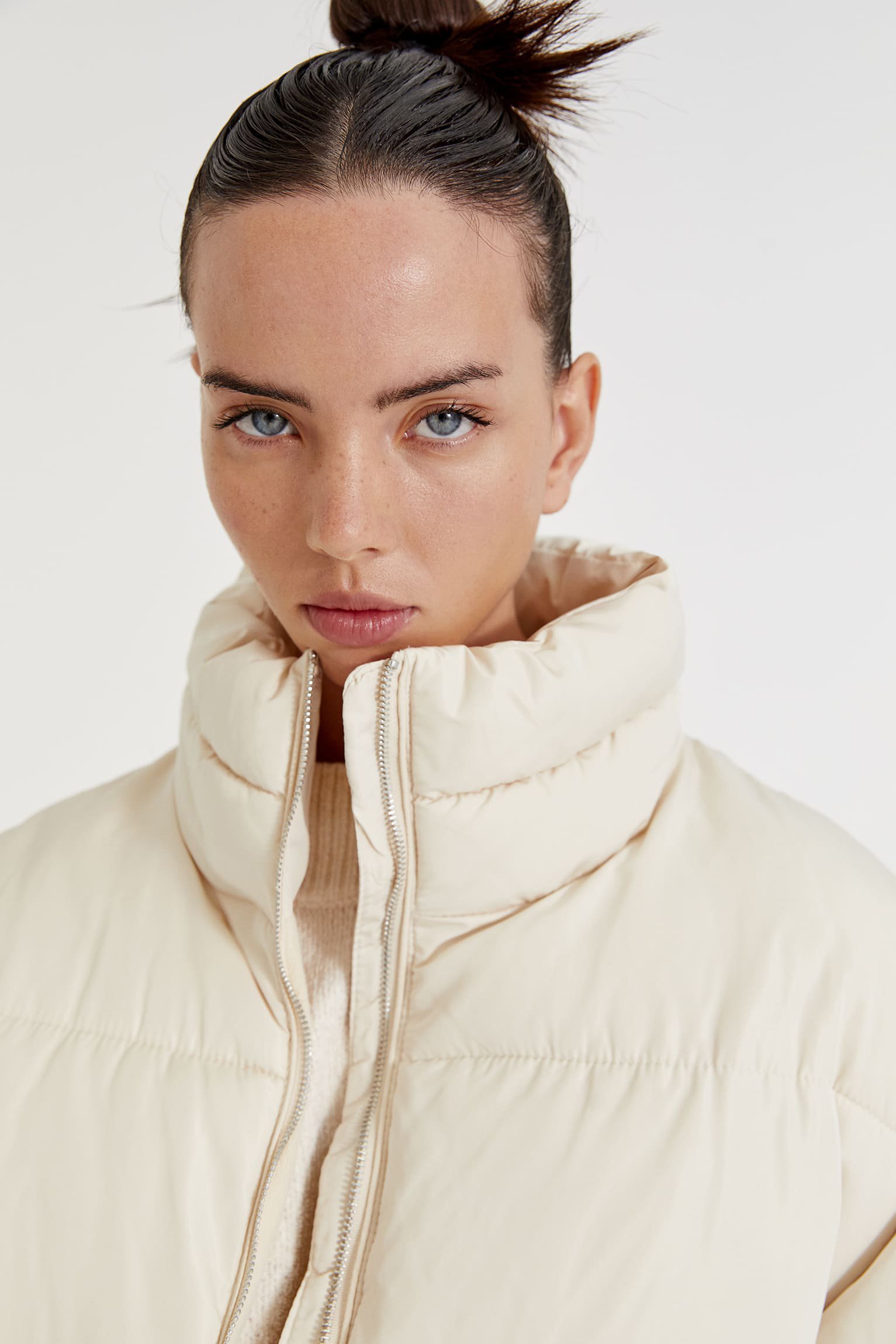 Basic High-Neck Puff Jacket - Image 5